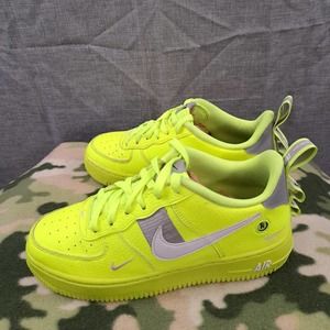 Nike Air Force 1 Low LV8 Utility Volt Yellow Grey AR1708-700 Women 7.5